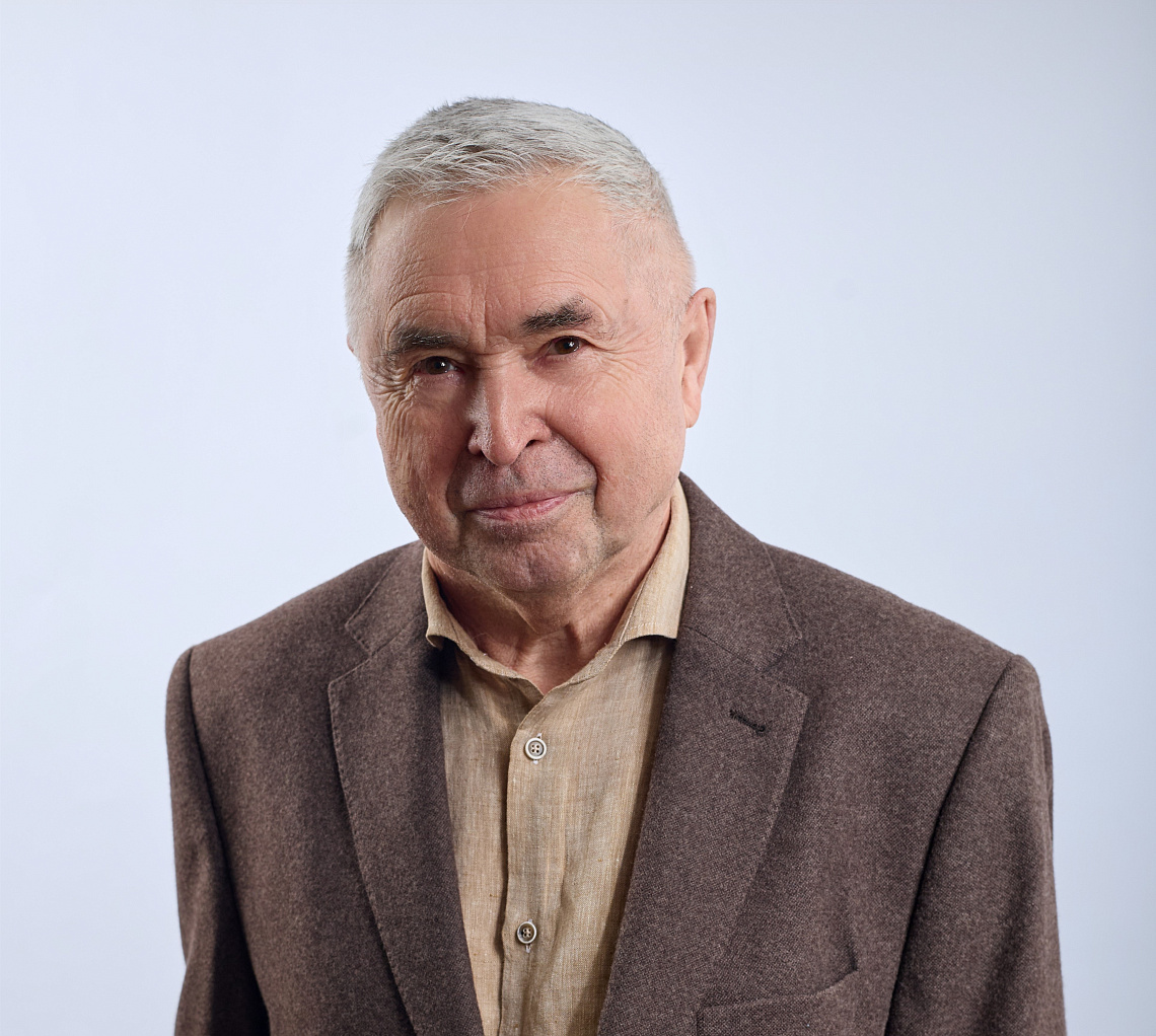 Слесарев Владимир Львович